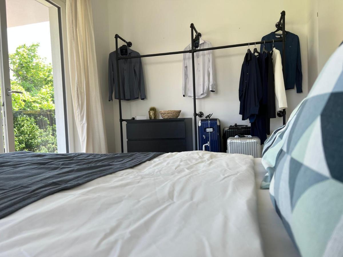 Designapartment Blue Sky -55M2-Free Parking & Wifi Graz Exterior foto